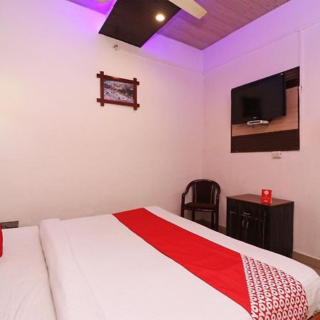 Oyo 73902 Vyttila Residency Hotel Kochi Exterior photo