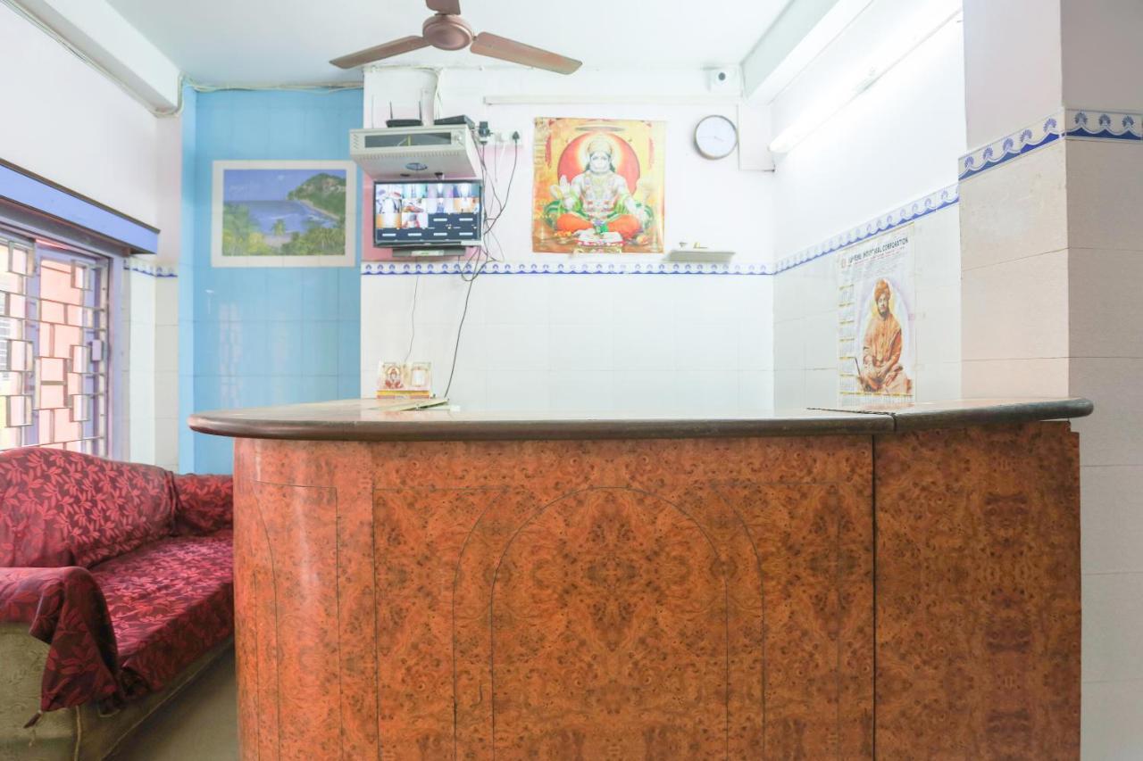 Oyo 73902 Vyttila Residency Hotel Kochi Exterior photo